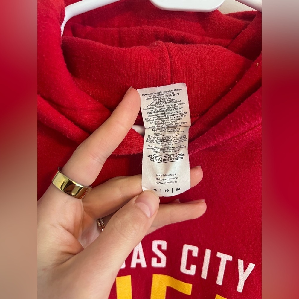 Kansas City Chiefs Hoodie - Picture 4 of 6